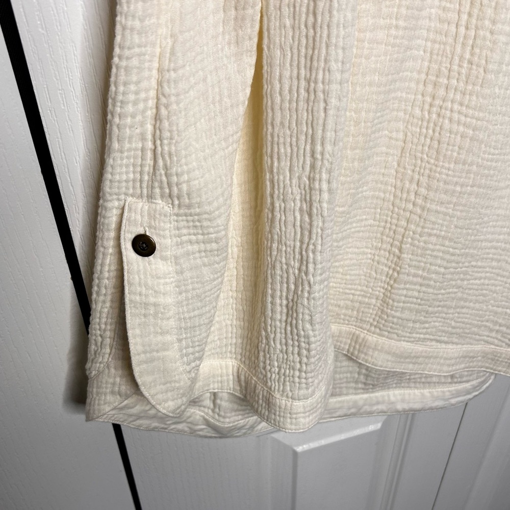 Soft Surroundings Women’s Cream Round Neck Tank Top Size Small Cotton Button - Picture 5 of 7